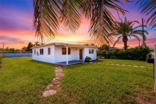 12220 Sw 216th St, Miami, FL, 33170-2823 | Card Image