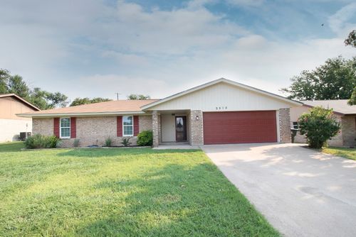 2510 Bunker Hill Dr, Temple, TX, 76504-2221 | Card Image