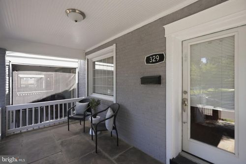 329 18th Pl Ne, WASHINGTON, DC, 20002-6601 | Card Image