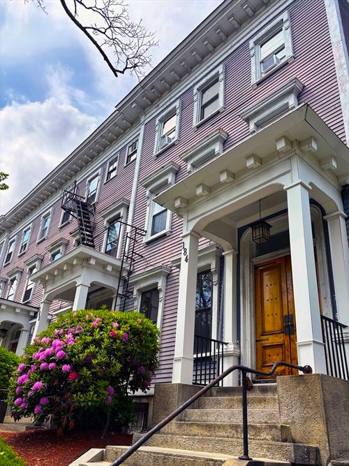 16-178 Bowen St, Providence, RI, 02906-1570 | Card Image