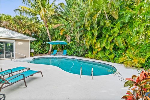 1630 Hidden Pearl Pl, Vero Beach, FL, 32963-3182 | Card Image