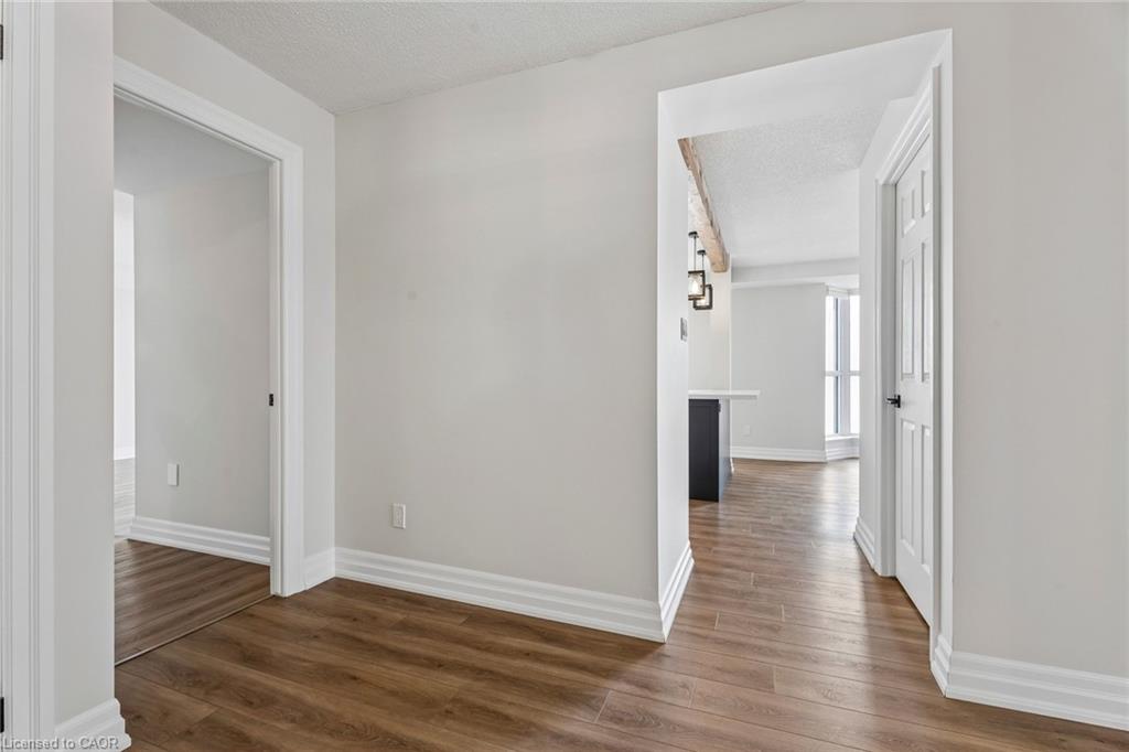 Residential in Hamilton 4