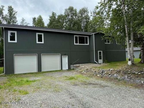 24444 Reese Rd, Chugiak, AK, 99567-5511 | Card Image
