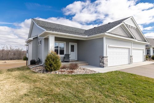 1267 Naser Way, New Richmond, WI, 54017-6620 | Card Image