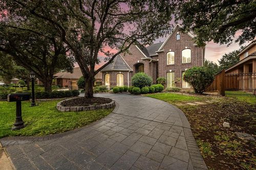 12 Champions Bend Circle, Houston, TX, 77069 | Card Image