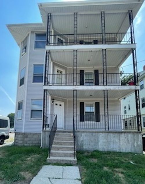 1f-706 Front Street, Woonsocket, RI, 02895 | Card Image