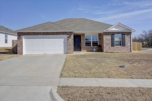 1503 N 15th Street, Broken Arrow, OK, 74014 | Card Image