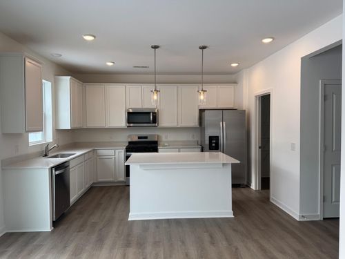 4971 Airlake Dr, Woodbury, MN, 55129-5730 | Card Image