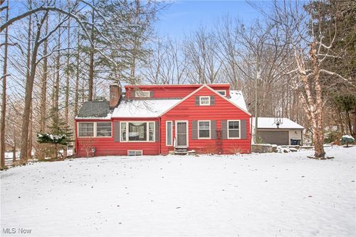 7630 S Eastland Rd, Berea, OH, 44017-2827 | Card Image