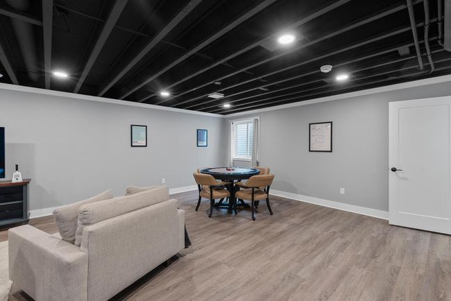 N55W19373 Red Crown Lane, House other with 4 bedrooms, 3 bathrooms and null parking in Menomonee Falls WI | Image 29