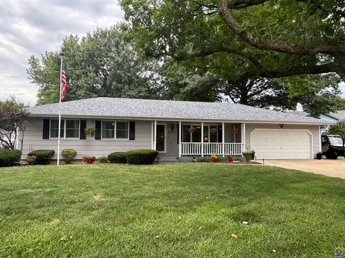 2207 Birch Rd, Emporia, KS, 66801-5911 | Card Image