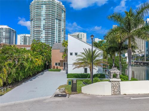 201 Atlantic Ave, Sunny Isles Beach, FL, 33160-4501 | Card Image