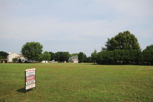 872 Maple Meadows Ave, Vicksburg, MI, 49097-1515 | Card Image