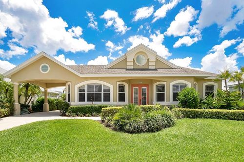 4716 Pinnacle Dr, BRADENTON, FL, 34208-8497 | Card Image