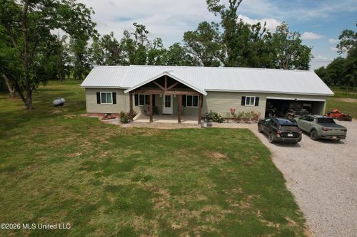 99 N Wade Rd, Drew, MS, 38737-9564 | Card Image