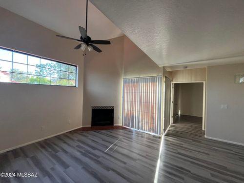215-4285 N River Grove Cir, Tucson, AZ, 85719-1171 | Card Image