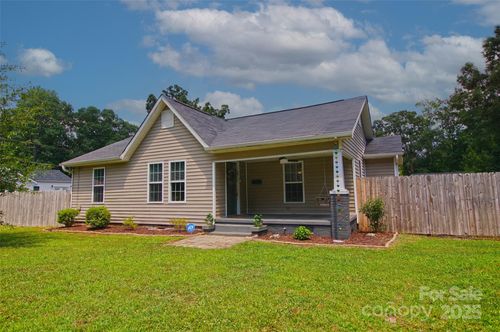 802 Ruth Ave, Kannapolis, NC, 28083-2950 | Card Image