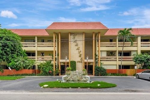 apt-206-1700 Se 15th St, Fort Lauderdale, FL, 33316-3043 | Card Image