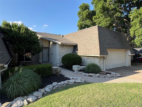 3925 60th Pl, Tulsa, OK, 74135-7832 | Card Image