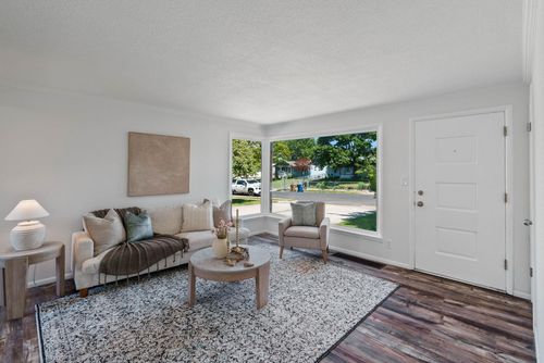 6015 N Oak St, Spokane, WA, 99205-6845 | Card Image