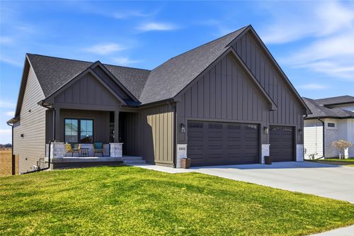 1302 Nw Arbor Dr, Ankeny, IA, 50023-1179 | Card Image