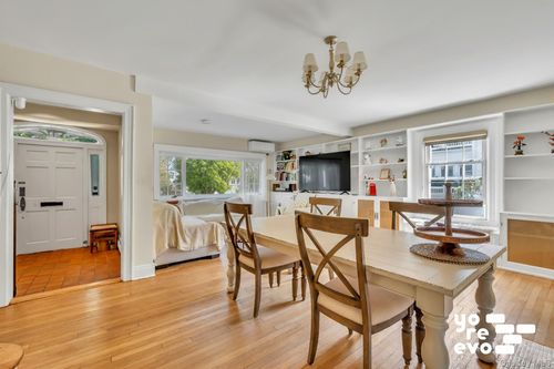 78 Susquehanna Ave, Great Neck, NY, 11021-3820 | Card Image
