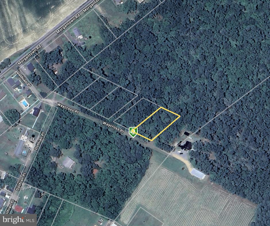 Land in NEWBURG 4