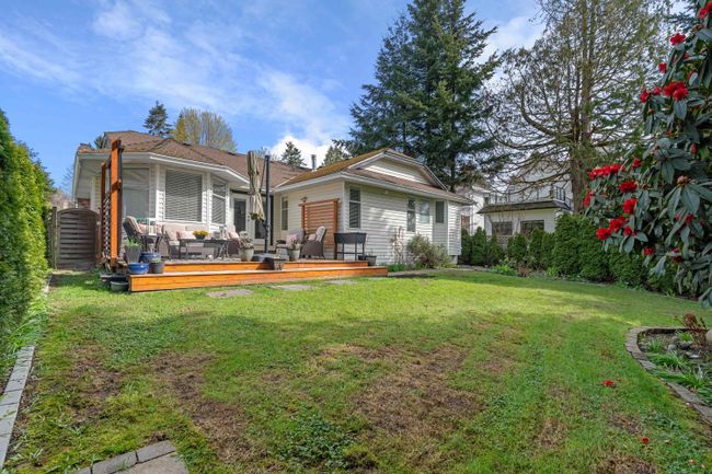 13570 15 A Avenue, House other with 3 bedrooms, 2 bathrooms and 6 parking in Surrey BC | Image 37