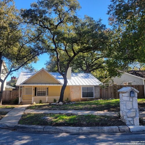 2206 Knights Wood, San Antonio, TX, 78231-1945 | Card Image