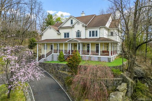 5 Country Ln, Mamaroneck, NY, 10543-1103 | Card Image