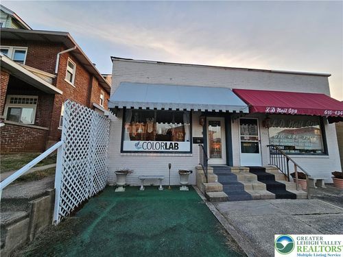 735 N 19th St, Allentown, PA, 18104-4040 | Card Image