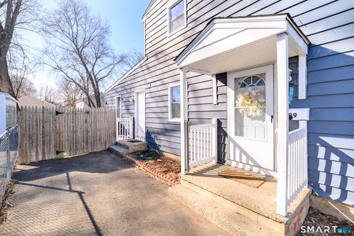 99 Mcgrath Ct, Stratford, CT, 06615-6942 | Card Image