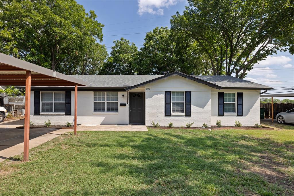 Jane Anne St, Haltom City, TX 76117