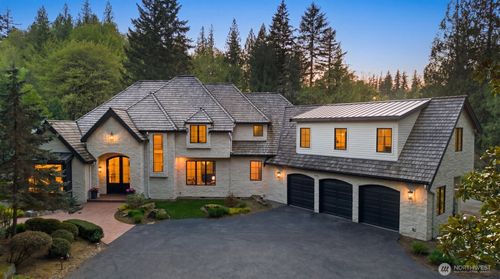 5419 247th Pl Se, Issaquah, WA, 98029-7618 | Card Image