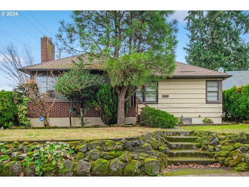 5440 Ne 35th Ave, Portland, OR, 97211 | Card Image