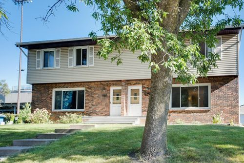 1272 Poppyseed Dr, New Brighton, MN, 55112-1665 | Card Image