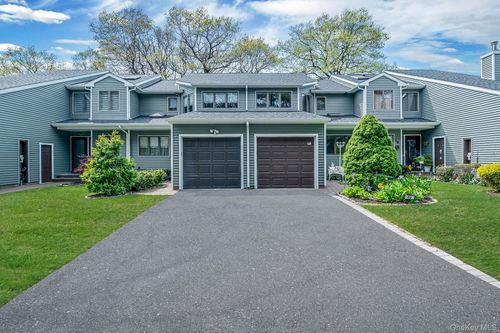 80 Jeremy Cir, Nesconset, NY, 11767-2942 | Card Image
