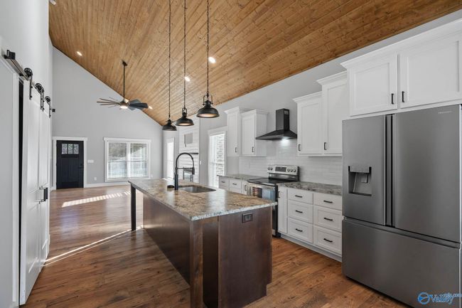 315 Rock Spring Rd, Home with 3 bedrooms, 2 bathrooms and null parking in Owens Cross Roads AL | Image 11
