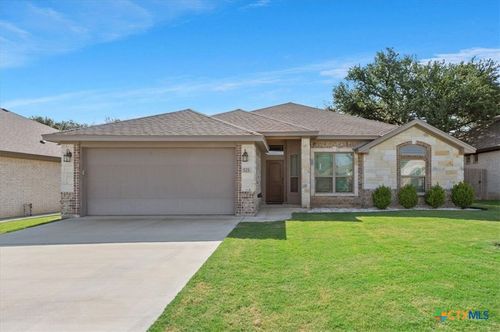 521 Holstein Dr, Belton, TX, 76513-4225 | Card Image