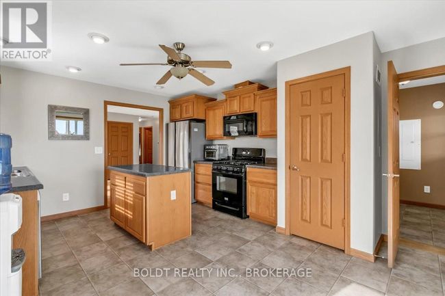 659 Port Maitland Road, Home with 3 bedrooms, 2 bathrooms and 2 parking in Haldimand (Dunnville) ON | Image 28
