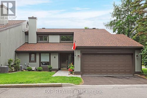 8-1 Bay Hill Ridge, Stittsville, ON, K2S1B9 | Card Image