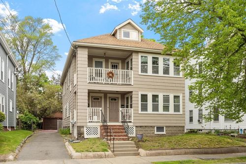 56 Gardiner St, Lynn, MA, 01905-1715 | Card Image