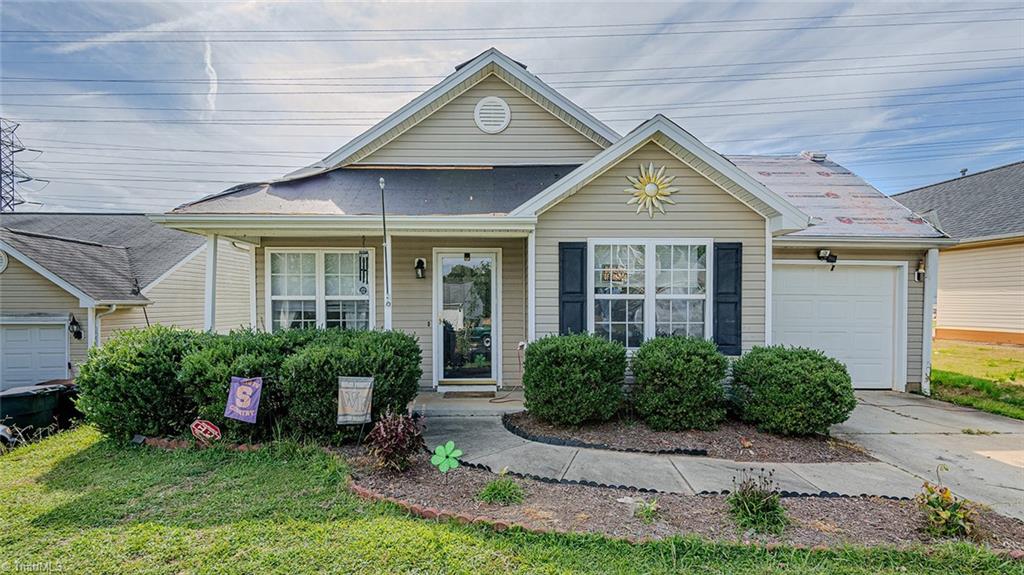 White Chapel Way, Greensboro, NC 27405