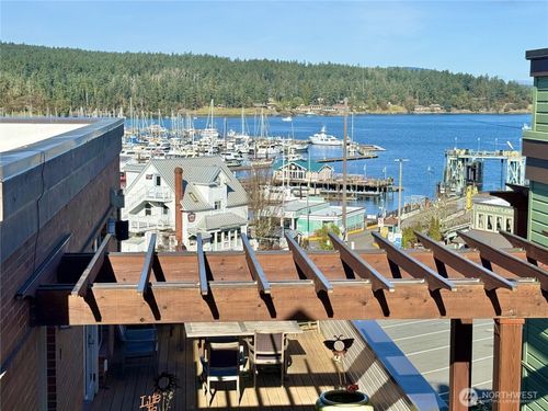 r4-232 A St, Friday Harbor, WA, 98250-9595 | Card Image