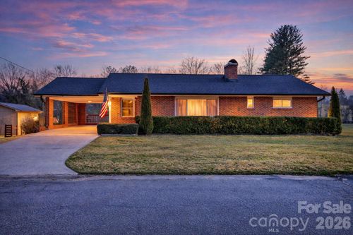 112 Allison Rd, Brevard, NC, 28712-3002 | Card Image