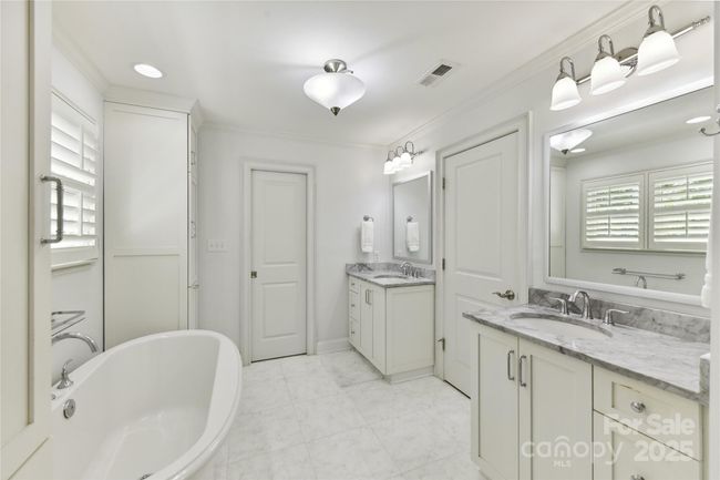 Primary Bath | Image 31