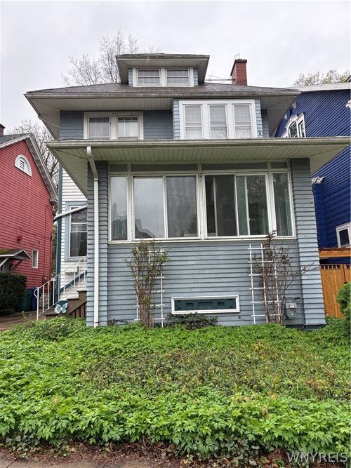 s-84 W Oakwood Pl, Buffalo, NY, 14214-2338 | Card Image