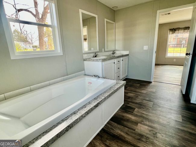 1404 1 St Ave, House other with 4 bedrooms, 2 bathrooms and null parking in Rochelle GA | Image 32