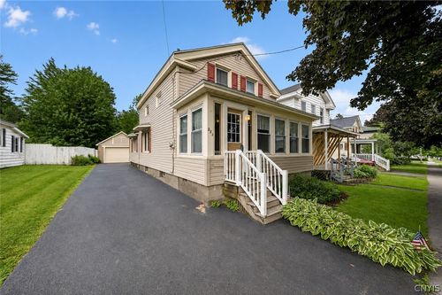 282 W 5th St, Oswego, NY, 13126-3840 | Card Image