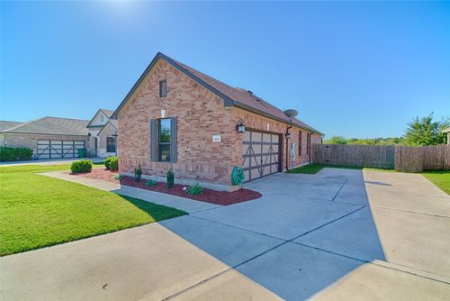 505 Willow Walk Dr, Pflugerville, TX, 78660-5441 | Card Image